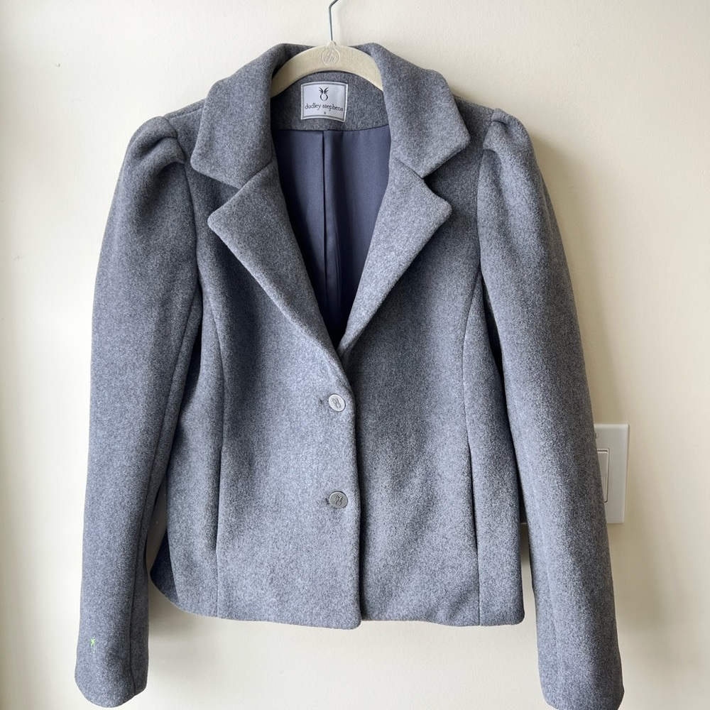 Dudley‎ Stephens Terry Fleece Puffed Shoulder Gray Cropped Coat